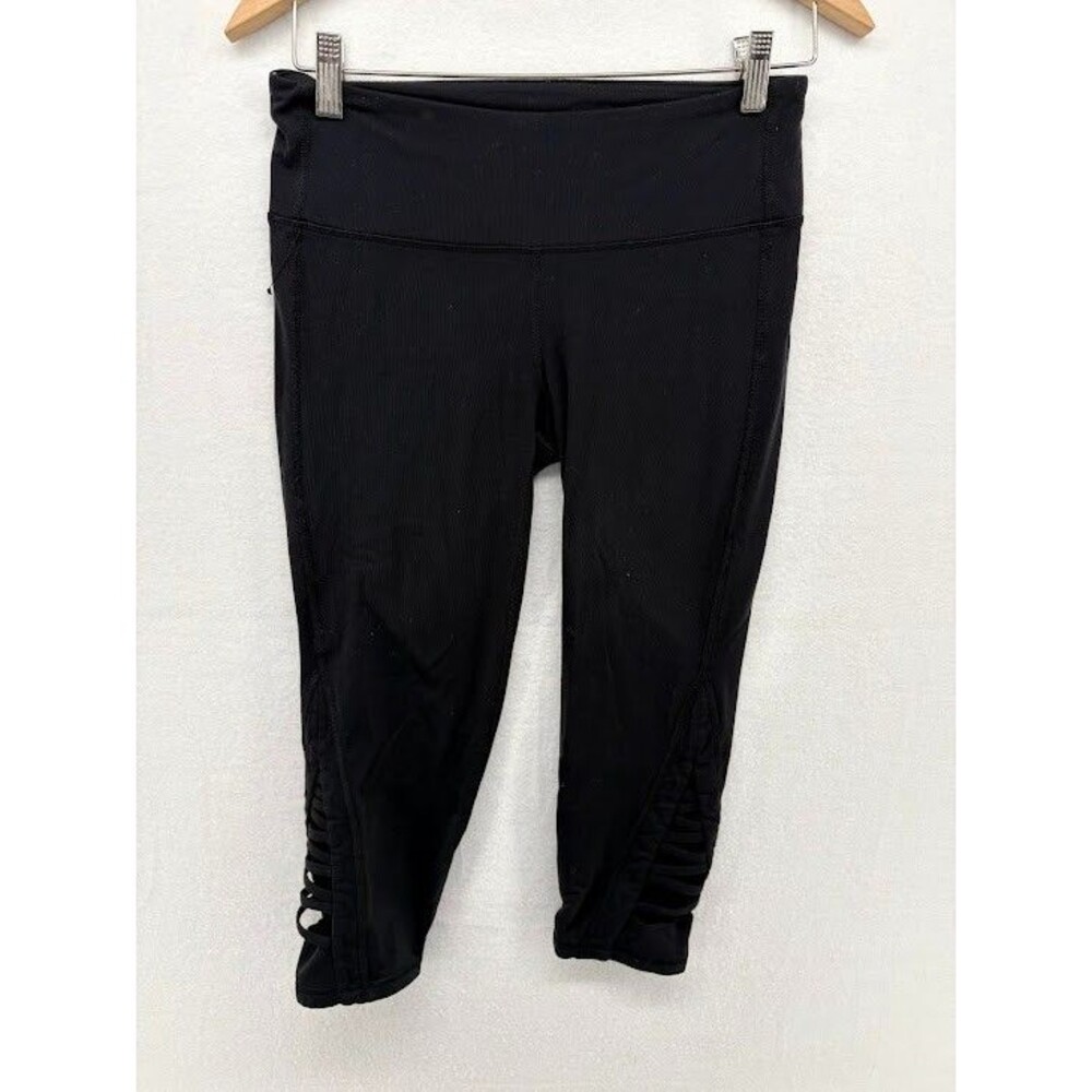 Women's Athleta Capri Leggings Black Size Small